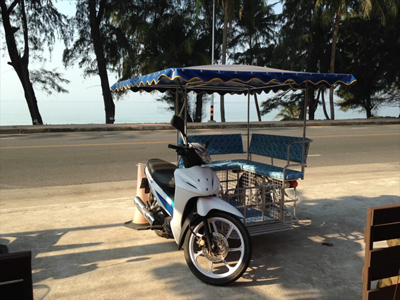 Our hired transport, called a Samlor