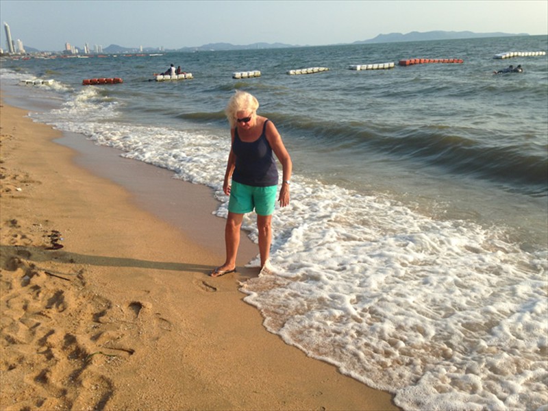 it's a very long sandy beach